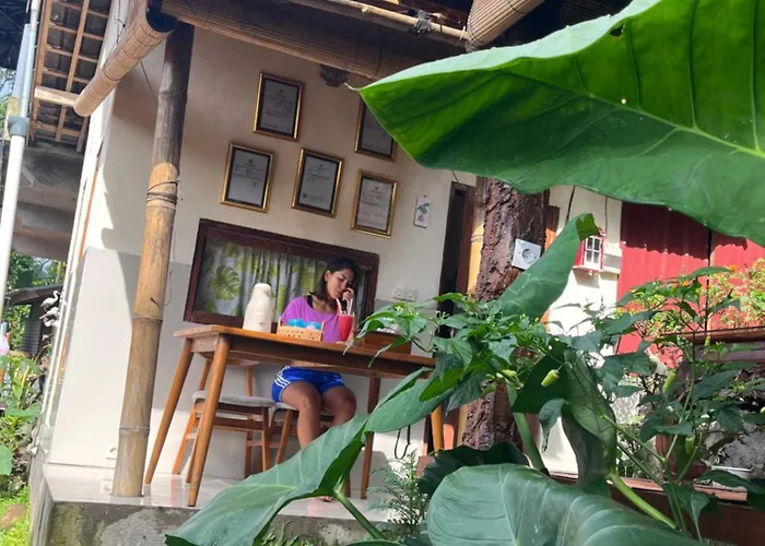 Wayan Bola * Sidemen (Bali)